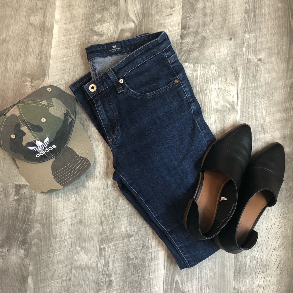 Anthropologie AG Stevie Slim Straight Jeans